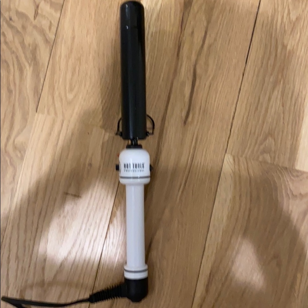 Hot tools curling wand 1 1/4